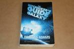 The Hitchhiker's Guide to the Galaxy - Douglas Adams !!, Gelezen, Ophalen of Verzenden