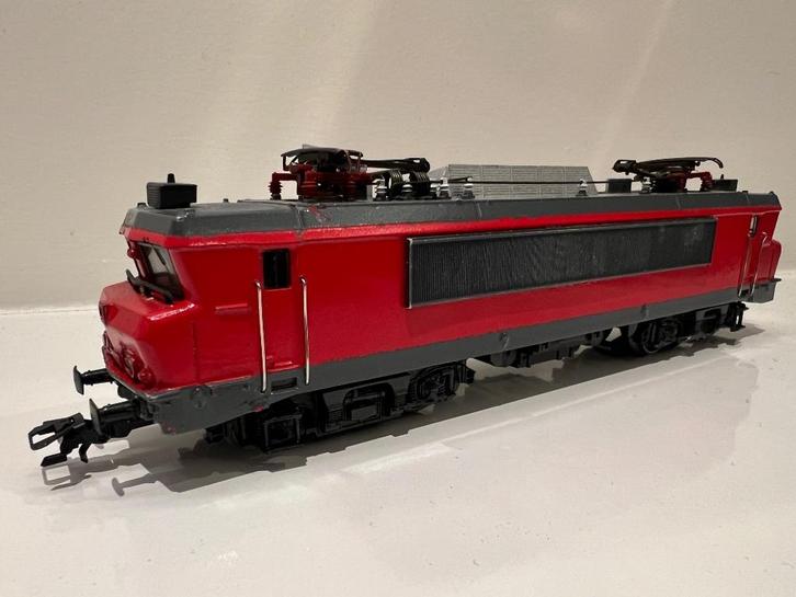 Rode 1600 marklin NS loc digitaal front sluitverlichting, Hobby en Vrije tijd, Modeltreinen | H0, Gebruikt, Locomotief, Wisselstroom