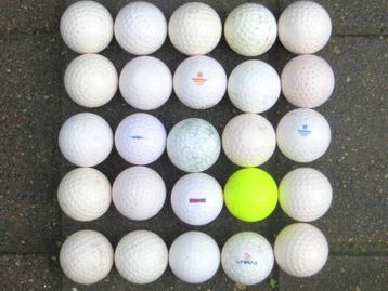 Hockeyballen 25 x hockey bal waterveld dimple Broni Brabo  beschikbaar voor biedingen