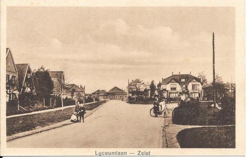 Zeist, Lyceumlaan met hoek Fransen van de Puttelaan., Verzamelen, Ansichtkaarten | Nederland, Ongelopen, Utrecht, 1920 tot 1940