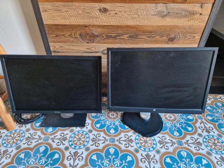 2 Monitoren: Dell & Philips V7, Computers en Software, Monitoren, 60 Hz of minder, IPS, Full HD, Ophalen