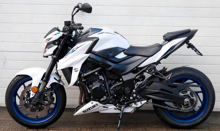 SUZUKI GSX-S 750 A (bj 2019), Motoren, Motoren | Suzuki, Particulier, Naked bike, meer dan 35 kW, 4 cilinders, Motorrijbewijs A