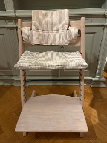 Stokke Tripp Trapp Meegroeistoel beschikbaar voor biedingen