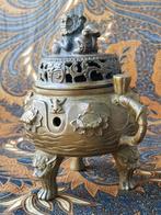 Mooie oude Chinese bronzen wierookpot met Foo dog 16,6 cm., Antiek en Kunst, Ophalen of Verzenden