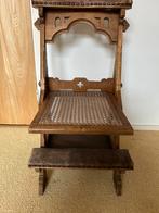 Antieke biecht stoel, Antiek en Kunst, Antiek | Meubels | Stoelen en Banken, Ophalen of Verzenden