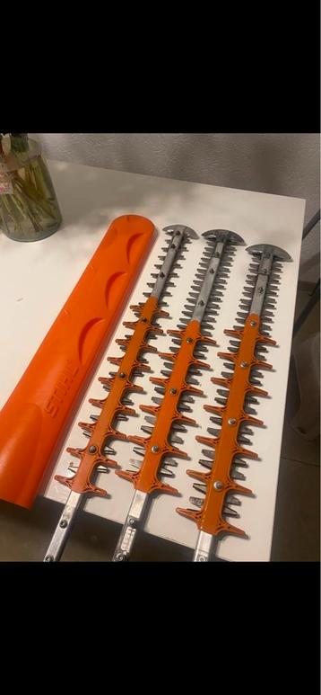 STIHL heggenschaarMessen  geschikt HS 81R / HS 82R beschikbaar voor biedingen
