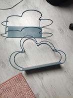 2 wandschapjes in wolk motief, Ophalen of Verzenden, Zo goed als nieuw, Metaal, Minder dan 100 cm