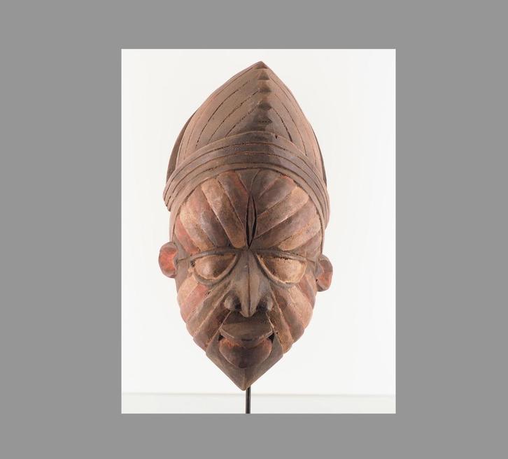 Mooi gekleurd Yoruba masker Nigeria (251023-08), Antiek en Kunst, Kunst | Niet-Westerse kunst, Ophalen of Verzenden