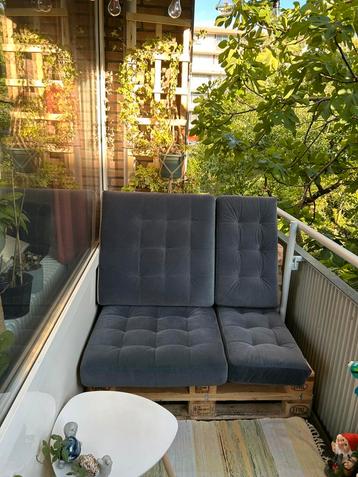 Losse kussens te koop // Cushions for sale beschikbaar voor biedingen