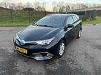 Toyota Auris 1.8 Hybrid Touring Sports  Lease pro 2017 Grijs, 65 €/maand, 28 km/l, Origineel Nederlands, Te koop