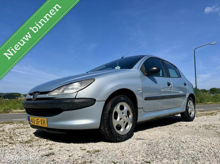 Peugeot 206 1.4 XR, BJ 2002, APK November 2026, Zuinig, Auto's, Peugeot, Bedrijf, Te koop, ABS, Airbags, Alarm, Centrale vergrendeling