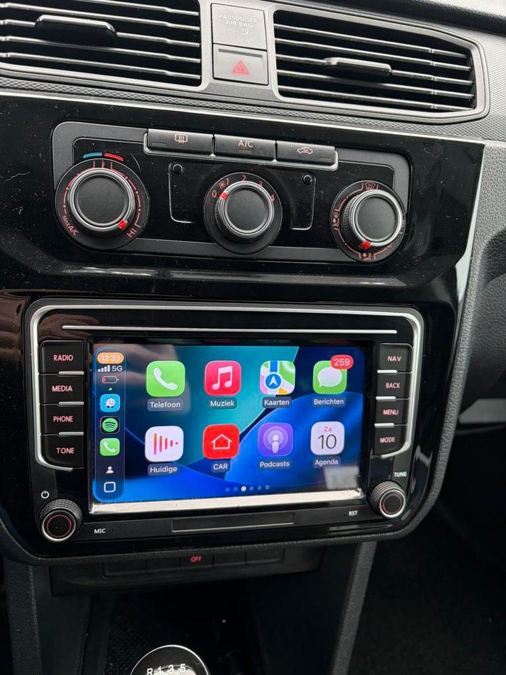 Carplay/android auto unit Volkwagen, Auto diversen, Autoradio's, Zo goed als nieuw, Ophalen of Verzenden