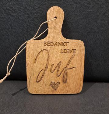 JUF cadeau tip! Mini borrelplank beschikbaar voor biedingen
