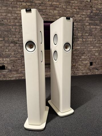 KEF LS60 - Actieve luidsprekers beschikbaar voor biedingen