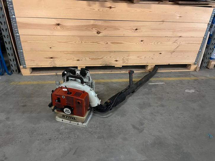 Stihl br400 bladblazer (nieuwstaat), Tuin en Terras, Bladblazers, Zo goed als nieuw, Ruggedragen, Benzine, Ophalen