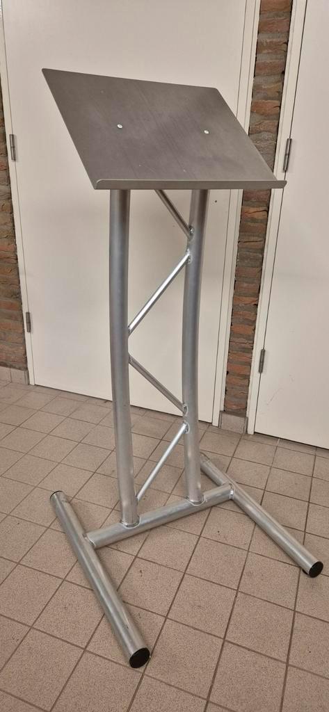 Aluminium lessenaar / spreekgestoelte, Huis en Inrichting, Stoelen, Gebruikt, Eén, Metaal, Overige materialen, Grijs, Ophalen