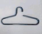 3 Zwart Metalen Kledinghangers  ZGAN, Ophalen of Verzenden, Zo goed als nieuw, Metaal, Volwassenen