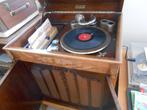 Antieke grammofoon Unitone met 3 doosjes naalden en 33 LP's, Antiek en Kunst, Antiek | Tv's en Audio, Ophalen