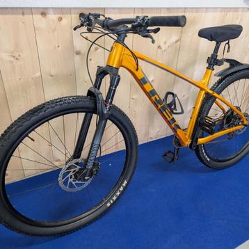 Trek X-Caliber 9 2023 L mountainbike oranje - ZGAN met bon beschikbaar voor biedingen