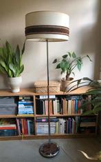 Vintage vloerlamp met kap, Gebruikt, Metaal, Ophalen of Verzenden, Retro vintage