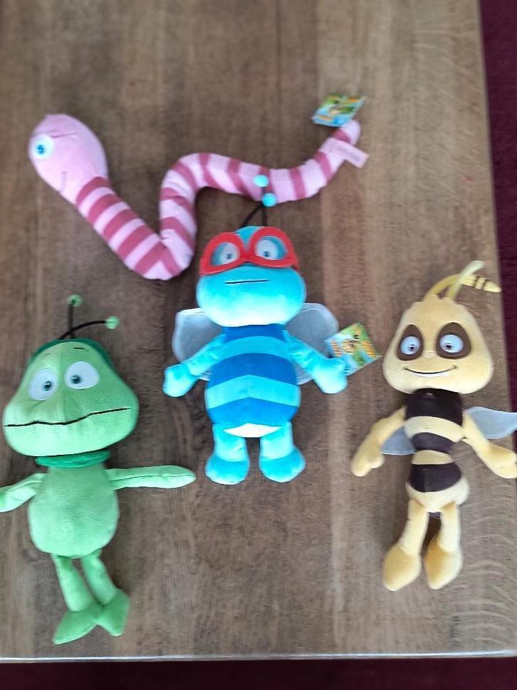 4 Maya de bij en de vriendjes pluche knuffel, Kinderen en Baby's, Speelgoed | Knuffels en Pluche, Zo goed als nieuw, Overige typen