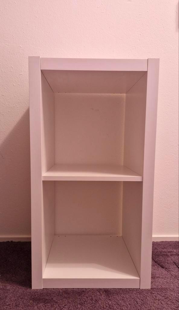 Vrijwel nieuwe Ikea KALLAX kast! (2 vakken) - € 17,50, Huis en Inrichting, Kasten | Boekenkasten, Zo goed als nieuw, 50 tot 100 cm