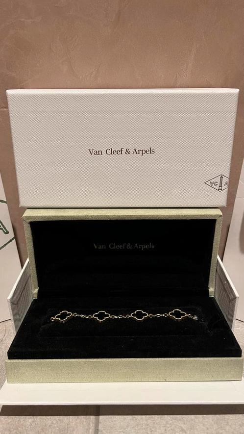Van Cleef & Arpels armband Zwart/Goud (INCL. DOOS), Sieraden, Tassen en Uiterlijk, Armbanden, Nieuw, Goud, Zwart, Met bedels of kralen