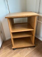 Gratis Kastje op wielen, Ophalen, Zo goed als nieuw, 70 tot 120 cm