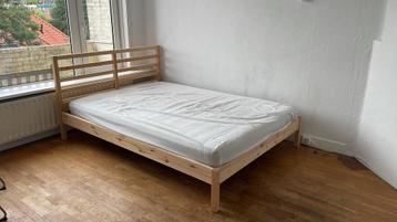 IKEA Tarva Bed 140x200 met Lattenbodem en Matras - afbeelding 1