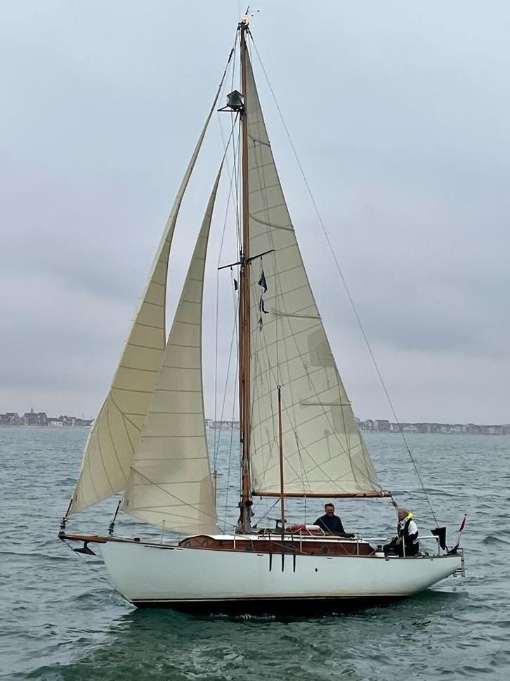 Kajuitzeilboot One Off Design Hout, Watersport en Boten, Kajuitzeilboten en Zeiljachten, Zo goed als nieuw, Tourjacht of Cruiser