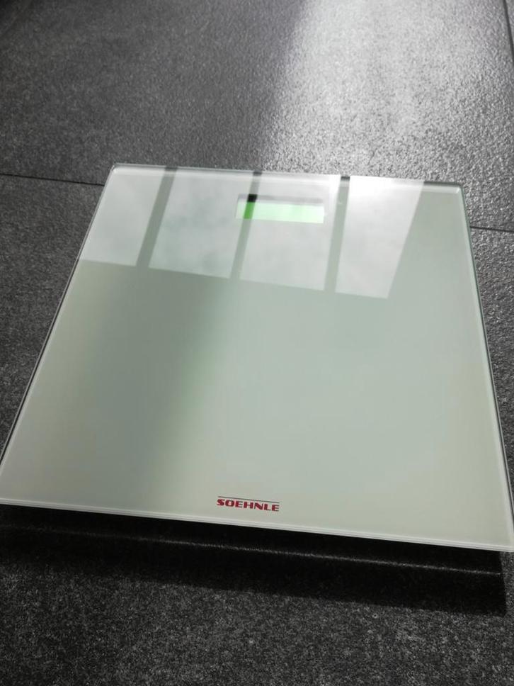 Weegschaal Soehnle Pino white, Witgoed en Apparatuur, Weegschalen, Gebruikt, Personenweegschaal, 100 kg of meer, Ophalen of Verzenden