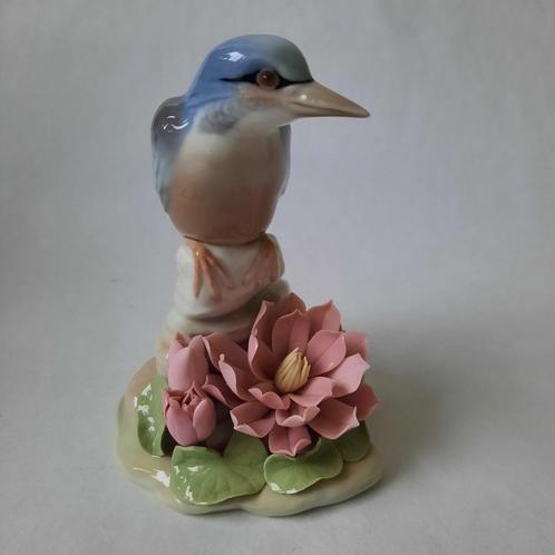 Lladro Little bird Kingfisher (nr #1301), Verzamelen, Beelden en Beeldjes, Zo goed als nieuw, Dier, Ophalen of Verzenden