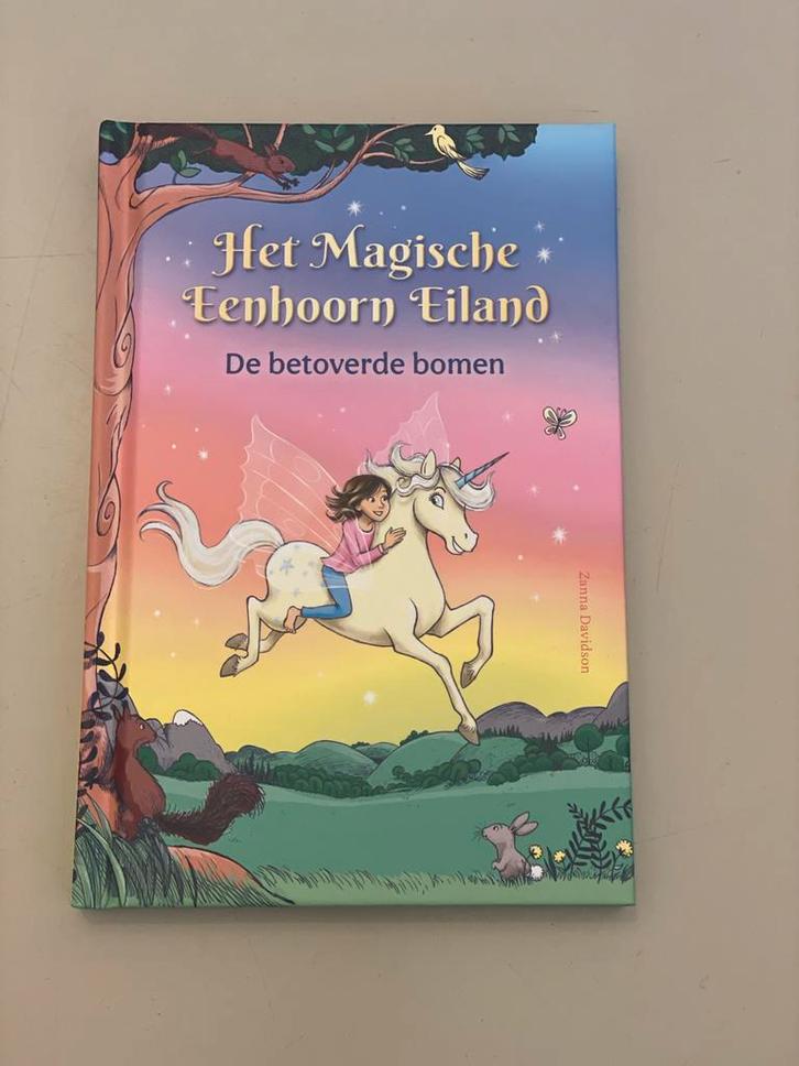 Het Magische Eenhoorn Eiland, Boeken, Kinderboeken | Jeugd | onder 10 jaar, Zo goed als nieuw, Sprookjes, Ophalen