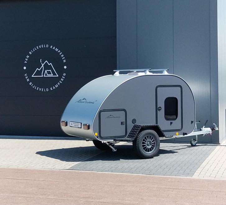 Miniatouring M22 te huur - robuust - lichtgewicht, Caravans en Kamperen, Verhuur