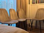 Set van 4 eetkamerstoelen beige/poederroze met zwarte poten, Ophalen of Verzenden, Zo goed als nieuw, Overige kleuren, Vier