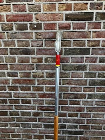 Onkruid steker beschikbaar voor biedingen