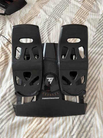 Thrustmaster T-Flight rudder pedals beschikbaar voor biedingen