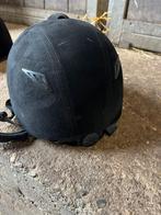 TE KOOP PAARDRIJCAP MAAT 55, Ophalen of Verzenden