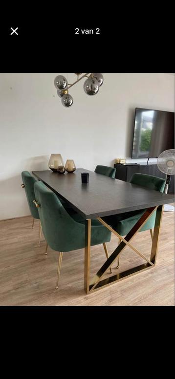 Zwarte Visgraat Eettafel + Salontafel met Gouden Poten beschikbaar voor biedingen