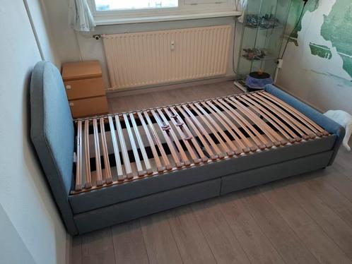 IKEA 1 persoons bed zonder matras, Huis en Inrichting, Slaapkamer | Bedden, Gebruikt, Eenpersoons, 90 cm, 200 cm, Hout, Wit, Ophalen