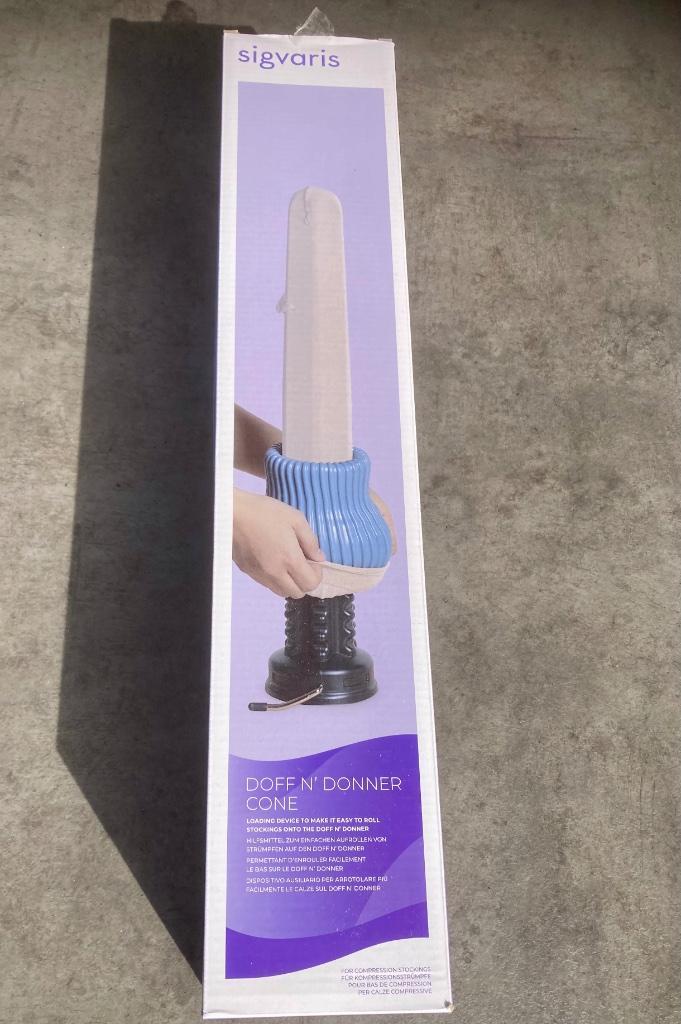Zeer praktische Doff 'N Donner steunkousenhulp, Manchet+Cone, Diversen, Verpleegmiddelen, Zo goed als nieuw, Ophalen of Verzenden