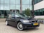 BMW 3-serie Touring 318i Business Line | Navi | Airco&Cruise, Auto's, Achterwielaandrijving, Zwart, Origineel Nederlands, Handgeschakeld