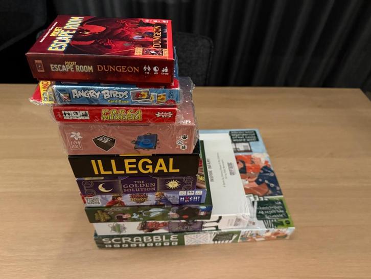 Stapel Bordspellen 10x Spel 999 Games, Escape Room The Game, Hobby en Vrije tijd, Gezelschapsspellen | Bordspellen, Zo goed als nieuw
