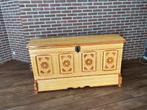 Bissekist (dekenkist), Huis en Inrichting, Woonaccessoires | Kisten, Ophalen, 100 tot 150 cm, Zo goed als nieuw, 75 cm of meer