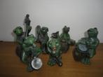 Diverse beeldjes kikkers muziekinstrument orkest Oeteldonk, Verzamelen, Ophalen of Verzenden, Gebruikt, Dier