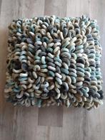 Kussen met lussen, Huis en Inrichting, Woonaccessoires | Kussens, Ophalen, Zo goed als nieuw, Vierkant