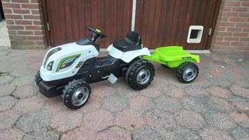 Nieuwe mooie Farmer xl tractor NIET GEBRUIKT  beschikbaar voor biedingen
