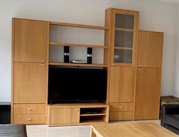 Vintage massief houten wandmeubel klik in systeem beschikbaar voor biedingen