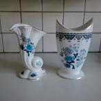 2 royal albert works  staffordshire/astbury  vazen, Ophalen of Verzenden