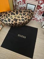 Guess tijgerprint zonnebril  box met doekje, Ophalen of Verzenden, Zo goed als nieuw, Guess